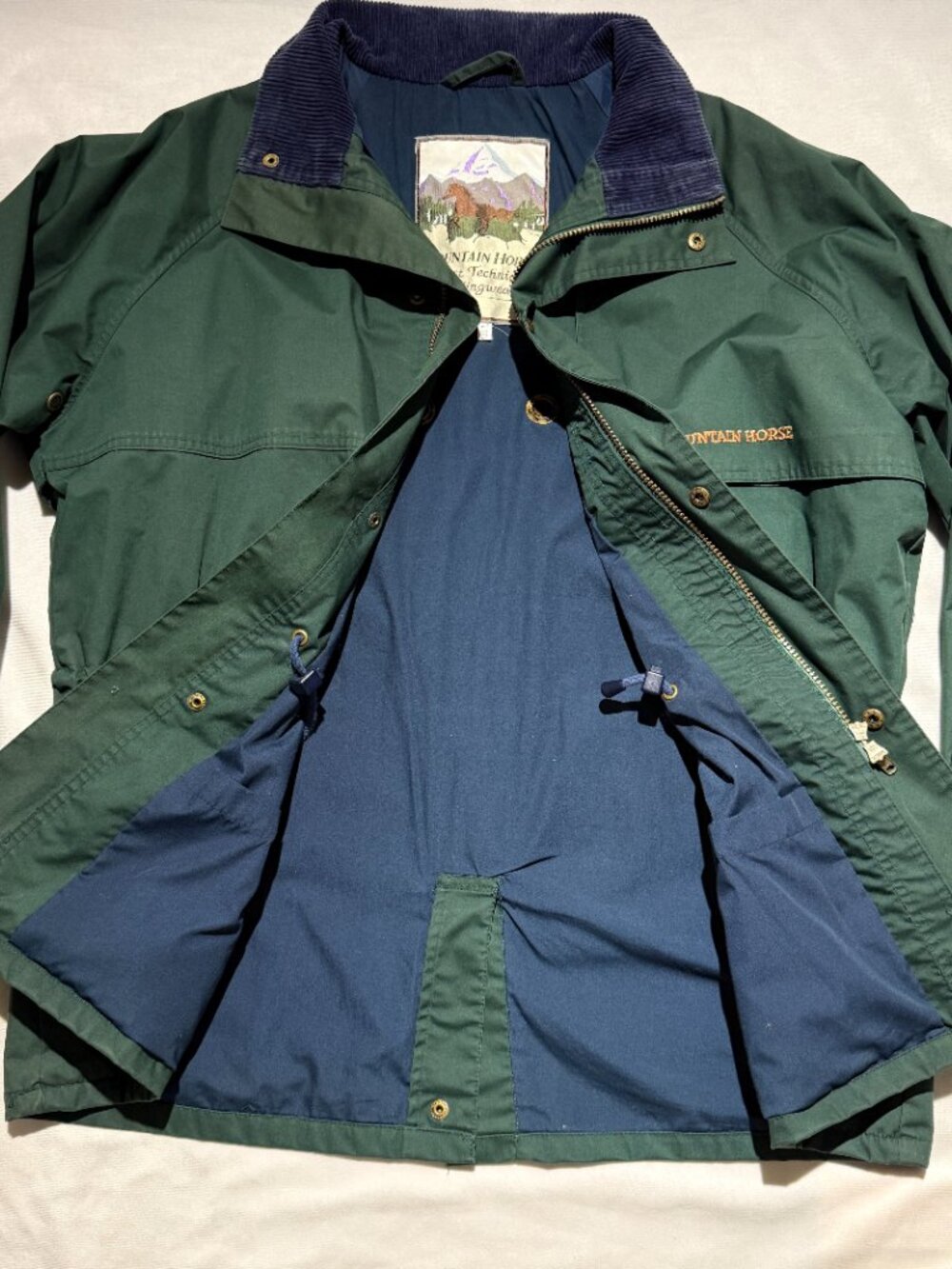 Mountain Horse Riding Wear Womens Coat 12 Large Green Vented Full Zip - Picture 4 of 10